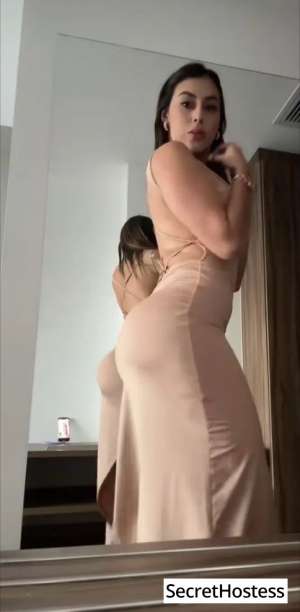 26 year old Escort in Los Angeles CA Escort model Luna, Los Angeles