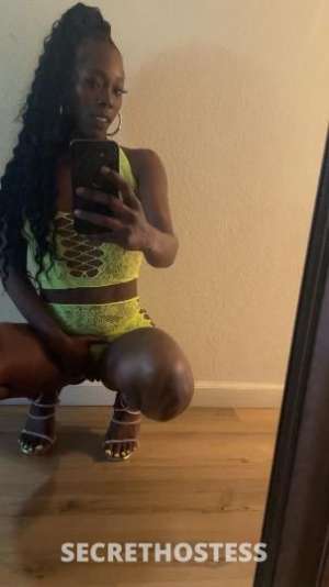 26 year old Escort in Visalia CA Let me suck your dick like im mad at it😝😝 🚛 