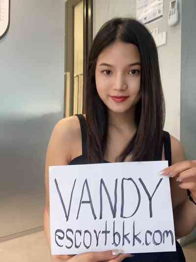 21 year old Escort in Bangkok Vandy Teen Escort