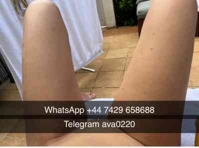 25 year old British Escort in Bridgend Ava Your Dream Companion for a Limited Time