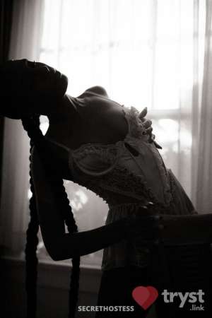 0 year old Caribbean Escort in Melbourne FL Elle Bleu - Caribbean Kitty - ready 2 play