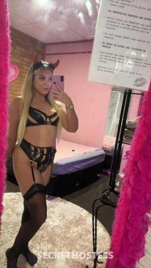 22 year old Australian Escort in Lambton Newcastle 22 playboy beach babe Greek goddess, Newcastle