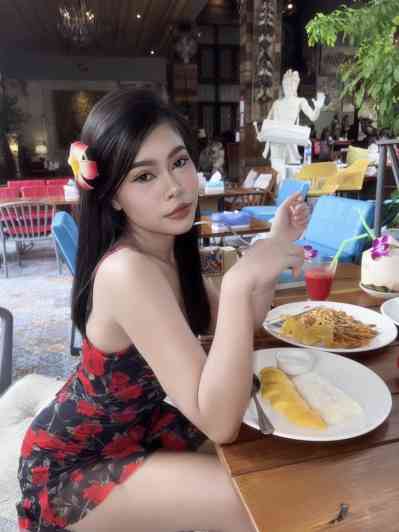 23 year old Escort in Bangkok Duo Bangkok Escort Minny