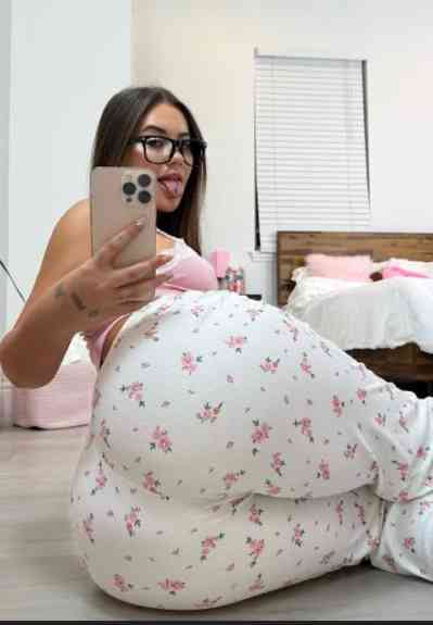 25 year old Australian Escort in Adelaide Hi Handsome ? Text me on WhatsApp: ‪ xxxx-xxx-xxx ‬or 