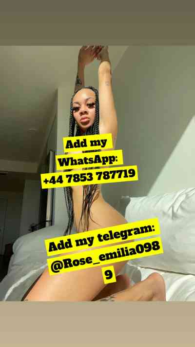 27 year old Escort in Newry Am available for hookup