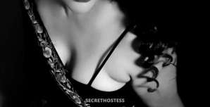 30 year old Indian Escort in Attwood Melbourne Namasthe Ji , Raveena stunning Indian ( 4 days only new to 
