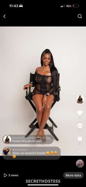 Mini 22Yrs Old Escort Image - 1