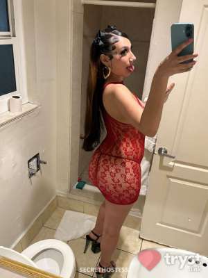 Escort Image - 4