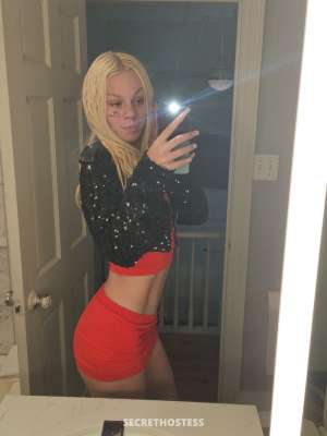 23 year old American Escort in Jackson MS Blonde bombshell