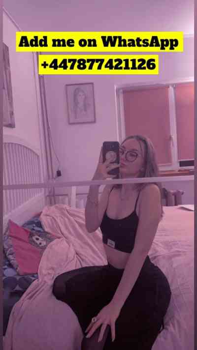 24 year old British Escort in Grays Lana