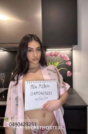 23 year old Escort in Bendigo Beautiful girl Mia offering unforgettable massage and escort