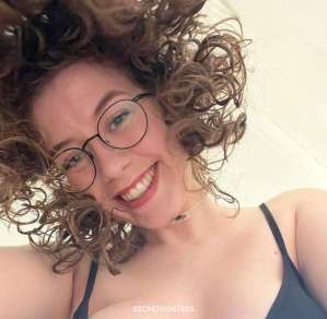 27 year old Caucasian Escort in Yellowknife all holes available for sex hookup