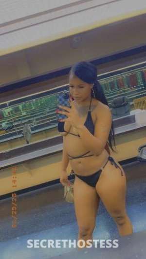 23 year old Dominican Escort in Austin TX ❤Sexxii Slim Thick Chocolate Beauty😍🥰Car