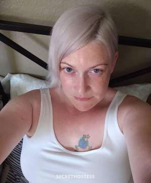 31 year old Escort in Queens NY I’m separated, here looking for a friend with benefits