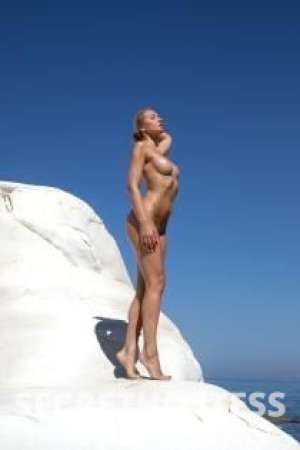Renata 21Yrs Old Escort Lyon Image - 0