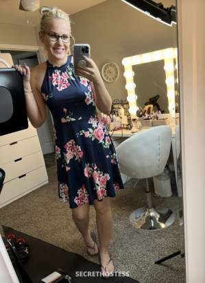 Escort 177CM Tall Cincinnati OH Image - 4