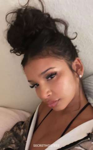 26 year old Hispanic Escort in Okinawa The GOOD ONE! Your Perfect Escape Awaits!🎊💋-