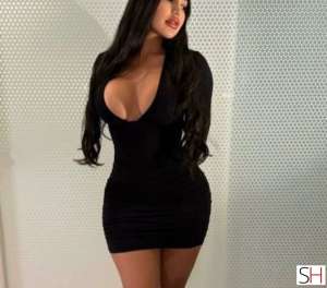 26 year old Escort in Cheltenham Gloucestershire New In Cheltenham!!!HELEN PARTY GIRL, Independent