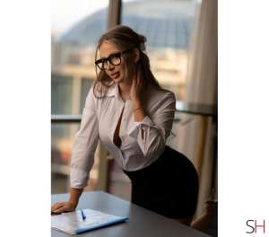 22 year old Escort in London New Selena in Chelsea for 3 days! Reall photo., Independent