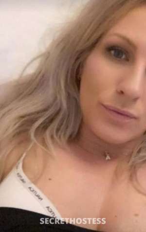 35 year old Australian Escort in Hamilton Brisbane Sexy Aussie CUM have some naughty fun, Hamilton Brisbane qld