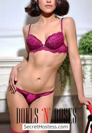 23 year old Escort in London Trixy, Dolls and Roses Agency