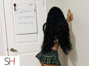 20 year old Caucasian Escort in Niagara Region college slut YOUNG PARTY GIRL