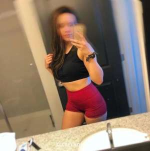 27 year old Escort in Kalgoorlie Amazing Krystal Horny Naughty watiing for your cock, Boulder
