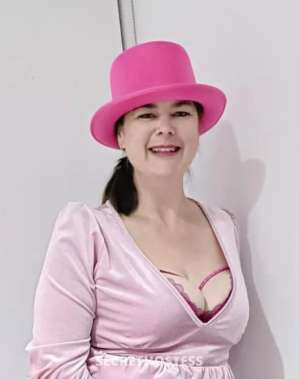 38 year old Escort in St Kilda Melbourne Sultry Sarah Services ST KILDA Private Apartment, St Kilda 