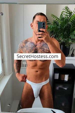 34 year old Caucasian Escort in Manchester AlexMcMichaels