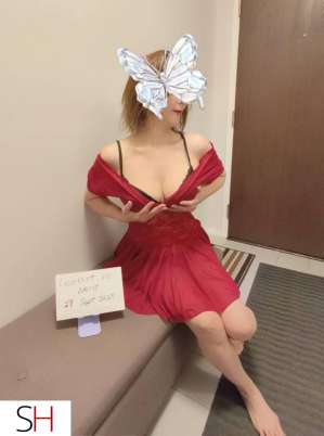 20 year old Asian Escort in Regina REGINA INCALL 69,FK,BBJ,ClM,COB, Cuddling, NÜRU 1OO PICS