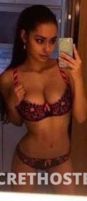 28 year old Indian Escort in Gold Coast Indian elegant babe, BBB J CI.M PORNSTAR! fuck now!, Surfers