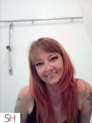 39 year old Caucasian Escort in Winnipeg *Available all weekend