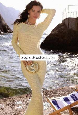 24 year old Caucasian Escort in Paris Esme, Independent