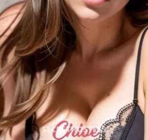 45 year old Caucasian Escort in Winnipeg Cum for Chloe Saturday Only
