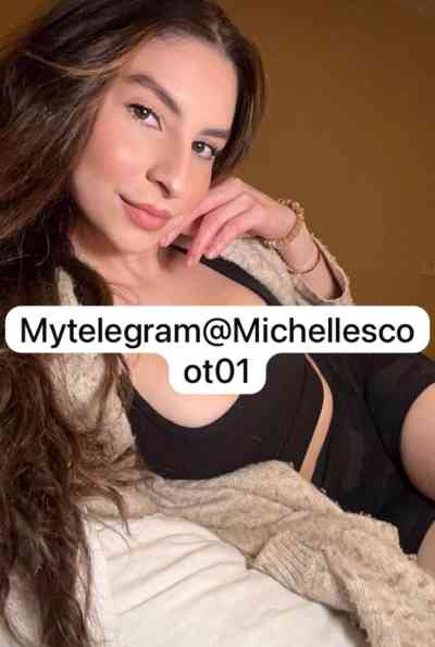 29 year old American Escort in Manchester Am down to fuck and massage meet me up on telegram @