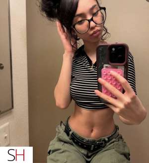 21Yrs Old Escort Montreal Image - 4