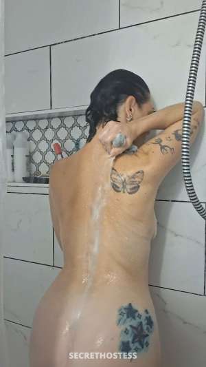 40 year old Escort in Chesapeake VA The best service your going to find sloppy and wet