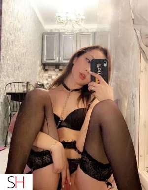 24 year old Escort in Tricities/Pitt/Maple port coquitlam NEW ARRIVALGORGEOUS girl New Face Cute