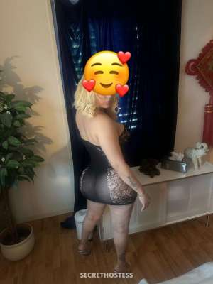 24 year old Colombian Escort in Queens NY Im karina with fat ass