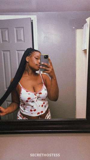 Tee 22Yrs Old Escort Image - 1