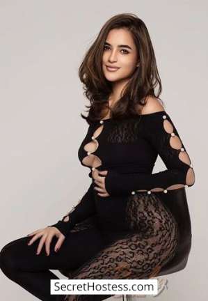 22 year old Escort in London Trixy, Peachy Escorts Agency