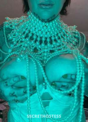 39 year old Australian Escort in Gold Coast Mishka Busty Inked Aussie SULTRY MILF, Gold Coast