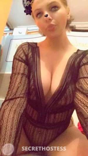 24 year old Escort in Newcastle New years eve special in merewether, Newcastle