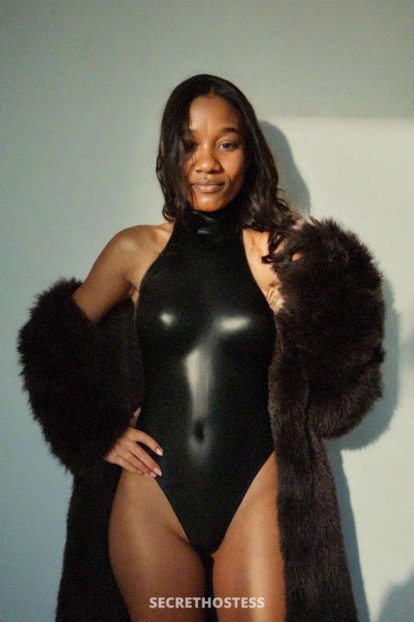 Apple'sAKAprettypussy 50Yrs Old Escort Image - 6