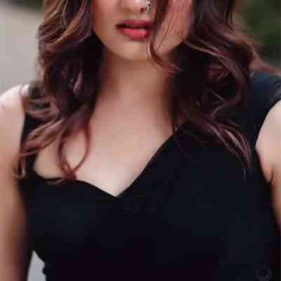 28 year old Indian Escort in Chennai I Jaanvi Singhal Passionate Housewife That Speaks Love 
