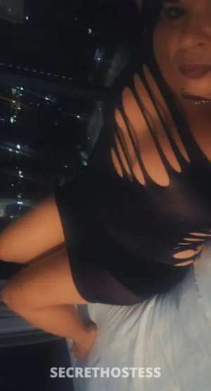 36 year old Escort in Gladstone Cheeky and beautiful brunette ready to play, Gladstone