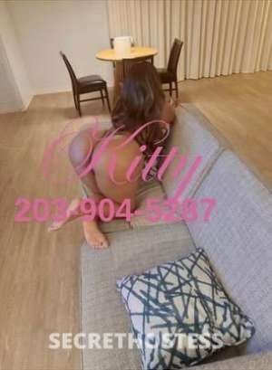 27 year old Escort in Queens NY Pretty Kitty🐱 Thick Goddess Aiming to Please