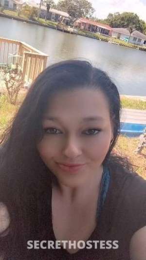 32 year old Escort in Tampa FL Fun size