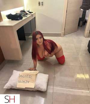 25 year old Escort in Jasper hello, my special for the weekend is 100 one hour and two ho