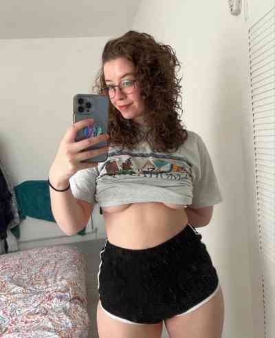 26 year old Escort in Weston-super-mare I got a sexy huge tit and a nice ass entitled to a nice hips